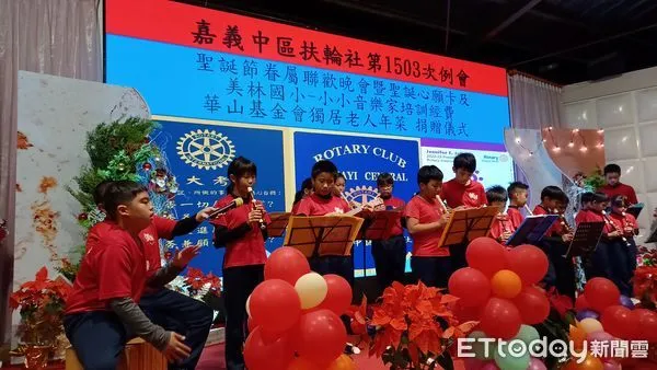 ▲▼嘉義中區扶輪社協助華山孤老募集年菜 。(圖/記者翁伊森翻攝)