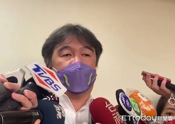 ▲▼指揮中心指揮官王必勝12/21立院受訪。(圖/記者洪巧藍攝)