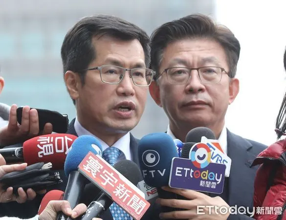 ▲▼蔡英文與執政黨立院黨團、立委溝通 會後英系立委羅致政受訪。(圖/記者屠惠剛攝)