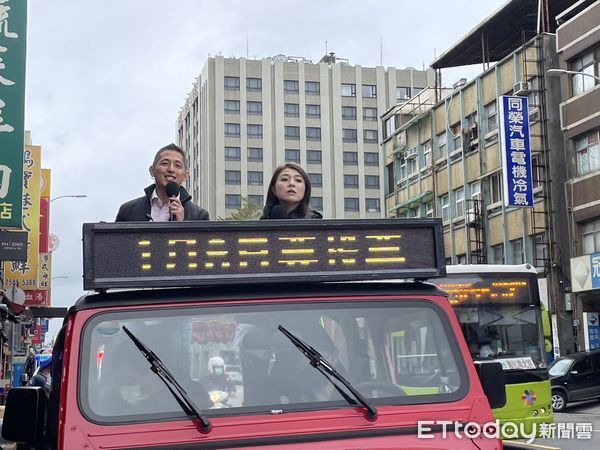 ▲▼吳怡農、顏若芳中山區車隊掃街。（圖／記者呂晏慈攝）