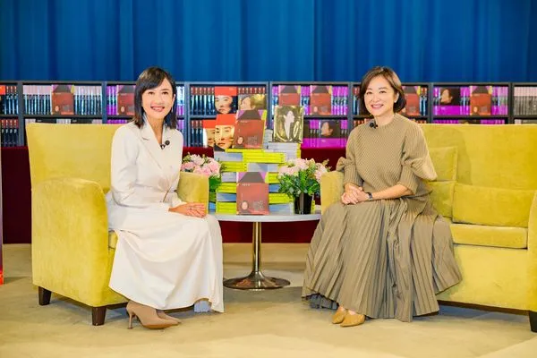 ▲▼傳奇女神林青霞,獨家接受《TVBS看板人物》主持人方念華專訪。(圖/SWKIT鄧永傑攝影,時報出版提供)