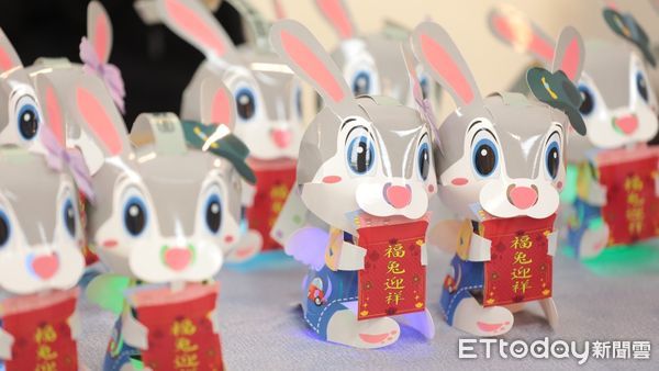 ▲基隆福兔迎祥小提燈 2/1發送公立幼兒園。（圖／記者郭世賢翻攝）