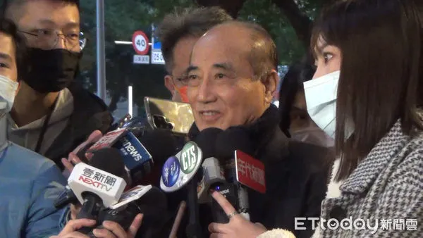 ▲▼王金平、盧嘉辰談郭董。(圖/記者黃軍瑋攝)