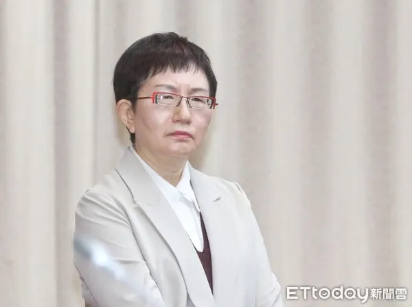 ▲▼財政委員會 發現金特別預算 委員會質詢 潘文忠 莊翠雲。(圖/記者屠惠剛攝)