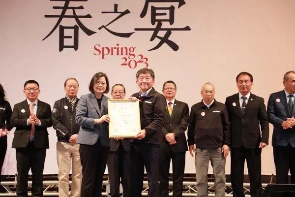 ▲▼陳時中接任小英之友會榮譽長。(圖/翻攝自Facebook/陳時中)