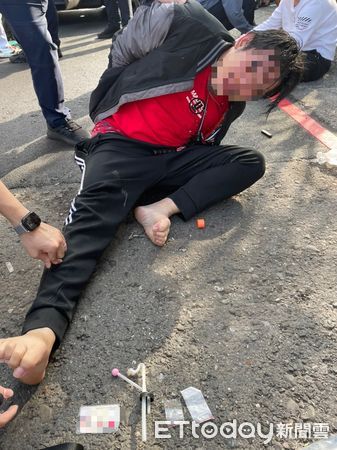 ▲新北通緝犯拒檢。(圖/記者陳以昇翻攝)