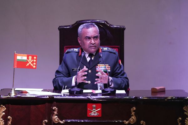 ▲▼印度陸軍參謀長潘德（Manoj Pande）談中國強勢作風 三度提及台灣。（圖／路透社）