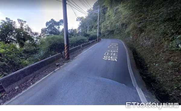 ▲▼北市于姓男子開車行經新竹尖石竹60線山路,遭張姓男子騎機車迎面撞上,還被張男提告求償。(圖/翻攝Google街景地圖)