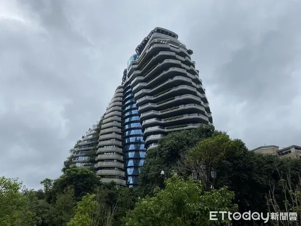 ▲信義區頂級豪宅「陶朱隱園」。(圖/記者賴志昶攝)