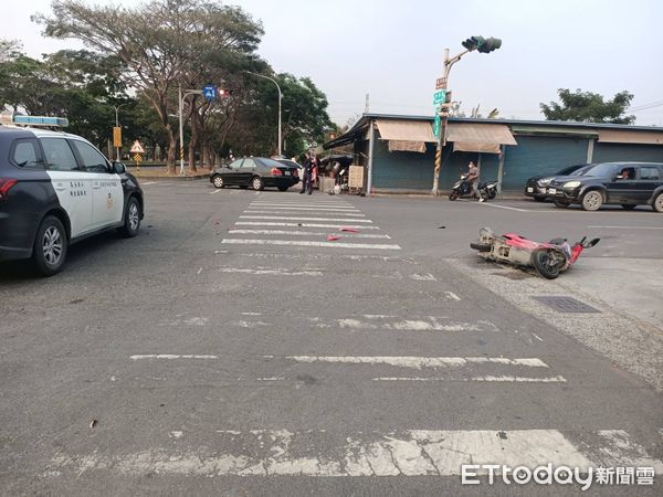 ▲▼小港車禍             。（圖／記者陳宏瑞攝）