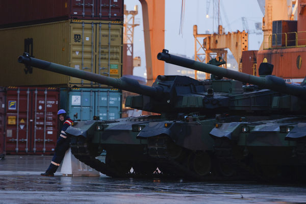 ▲▼南韓K2黑豹主力戰車180輛去年12月首先交付給波蘭。（圖／達志影像／美聯社）