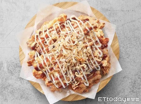 ▲▼必勝客推大阪燒唐揚雞。(圖/業者提供)