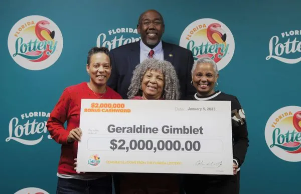 雙喜臨門!耗費積蓄幫女兒成功抗癌 媽隔天買樂透中頭獎6千萬元。(圖/翻攝自Twitter/Florida Lottery)