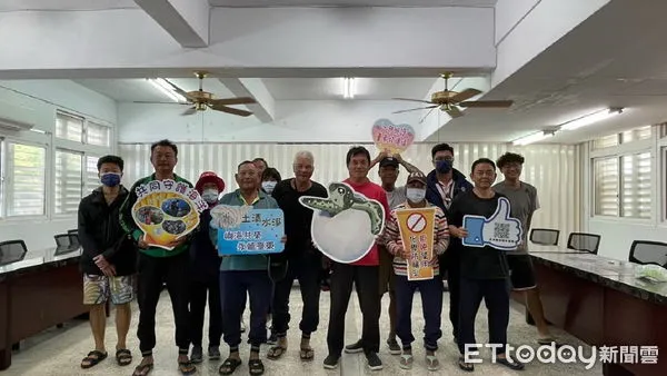 ▲台東環保局前進綠島舉辦海洋保育系列活動。(圖/記者楊漢聲翻攝)