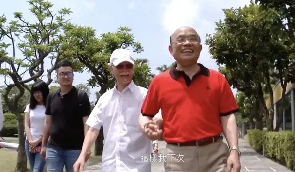 ▲▼前行政院長蘇貞昌是朱銘的「大粉絲」。(圖/蘇貞昌臉書)