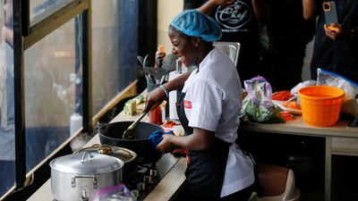 奈及利亞大廚「連續烹飪100小時」　挑戰世界紀錄：讓當地美食被看見