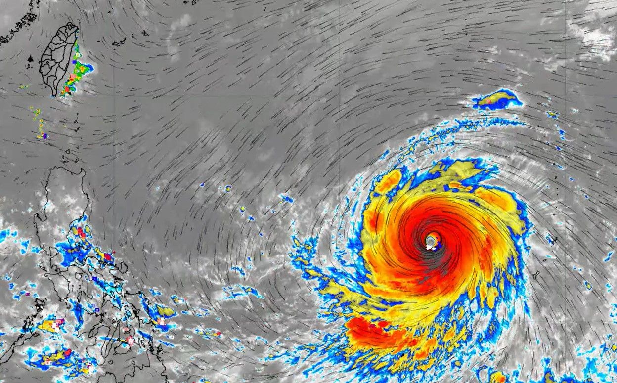 ▲▼瑪娃颱風路徑對台灣影響觀察，周末將是關鍵。（圖／彭啟明）