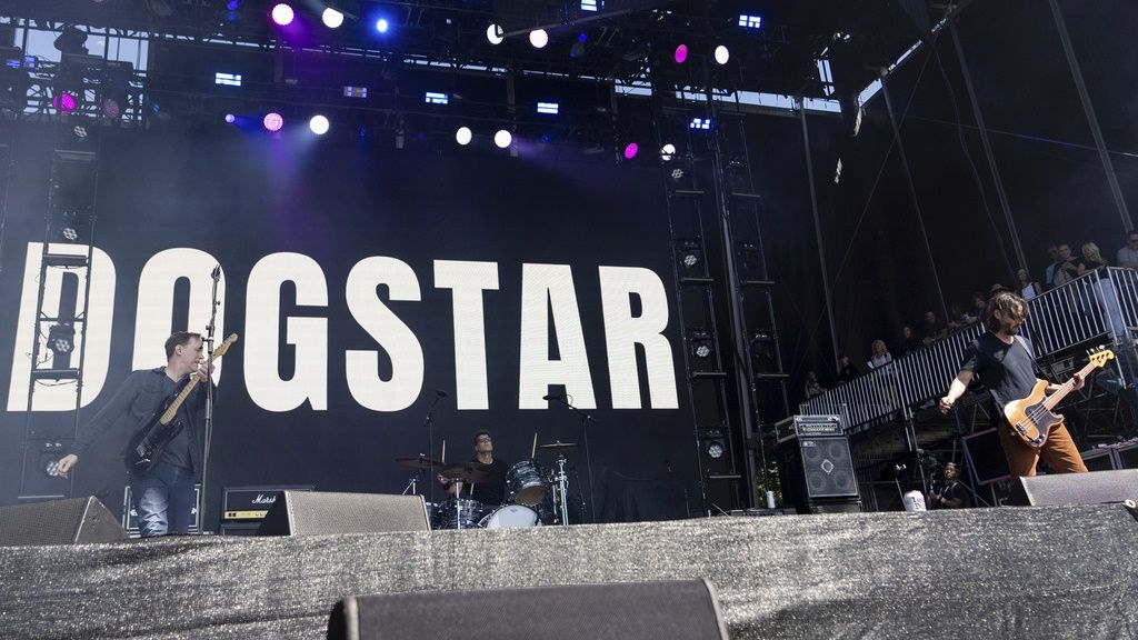 ▲▼Dogstar登上納帕饗宴音樂節 （BottleRock Napa Valley）。（圖／達志影像／美聯社）