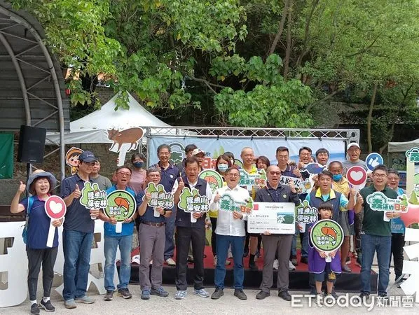 ▲台東林管處舉辦鯉魚山保安林市集。(圖/記者楊漢聲翻攝)