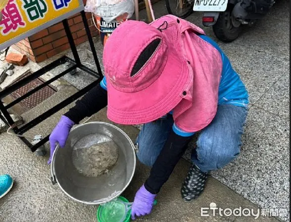 ▲陽性孳生源採樣 。(圖/記者陳崑福翻攝)