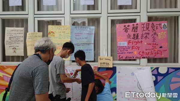 ▲▼台中市星光實驗學校辦學3年,受到正副總統賀電和芬蘭駐台肯定,結果卻被禁止招生,校方和家長群情激憤。(圖/家長提供,下同)