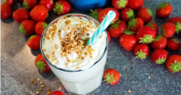 英國一名16歲少年因高蛋白奶昔誘發遺傳疾病死亡。(示意圖/Pixabay)