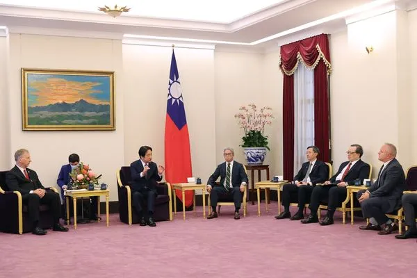 ▲▼副總統賴清德4日接見美國聯邦眾議院共和黨研究委員會(RSC)主席赫恩(Kevin Hern,R-OK)。(圖/總統府提供)