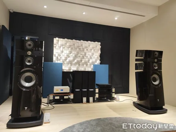 ▲價值千萬的Focal音響組合。(圖/記者陳俐穎攝)