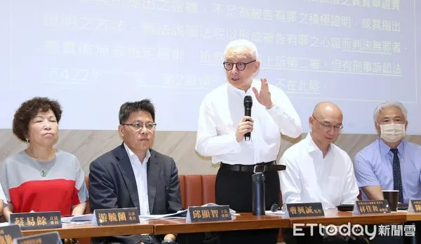 ▲▼台灣公民人權聯盟邀請聯電創辦人曹興誠及朝野立委召開「救治司法癱瘓的二支箭;檢警專業分工、落實刑事妥速審判法」記者會。(圖/記者屠惠剛攝)