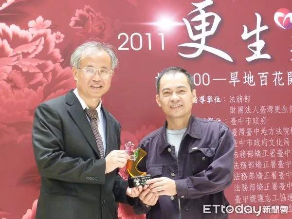 ▲▼台中中興大學門口,香港極品燒臘快餐店,店長小曹。(圖/臺灣更生保護會臺中分會)