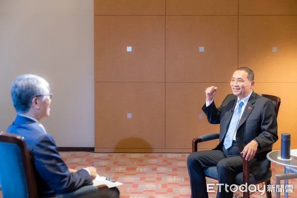 ▲▼ 國民黨總統參選人侯友宜受NHK、朝日新聞專訪。 。(圖/侯友宜競選辦公室提供)