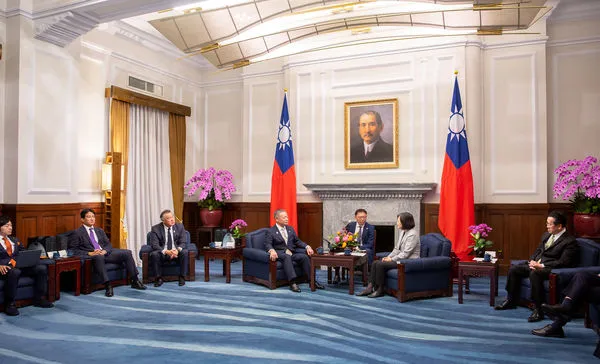 ▲▼總統蔡英文接見「日本維新會‧中華民國(台灣)友好研討會台灣訪問團」。(圖/總統府提供)