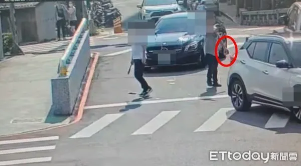 ▲▼ 北投抓槍 。(圖/記者黃宥寧翻攝)