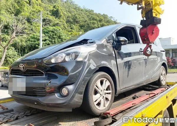 ▲桃園市詹姓男子去年12月在八德區介壽路紅線處違停,員警依法貼上封印拖吊,詹男不顧員警勸阻,強行破壞開啟車門取走手機與錢包等物品。(資料照/記者沈繼昌翻攝,與本新聞無關)