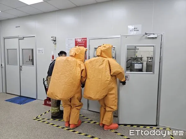 ▲▼台南某科技公司毒氣外洩。(圖/記者林東良翻攝)