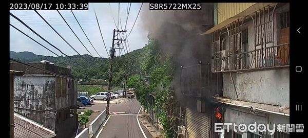 ▲基隆鐵皮屋火警。(圖/記者郭世賢翻攝,下同)