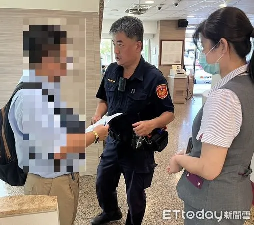 ▲▼男子投資獲得小利後,竟想將老父687萬退休金全投入,還好及時被警方阻止。(圖/民眾提供,下同)