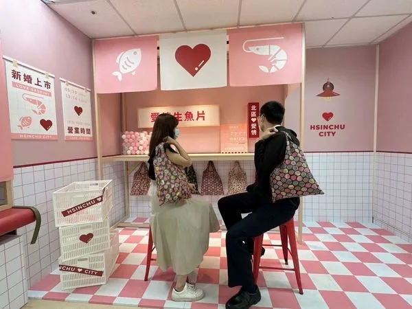 ▲北區戶政事務所「在地漁市風情」。(圖/新竹市政提供)