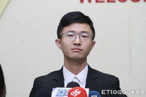 ▲▼新黨台北市議員侯漢廷。(圖/記者袁茵攝)