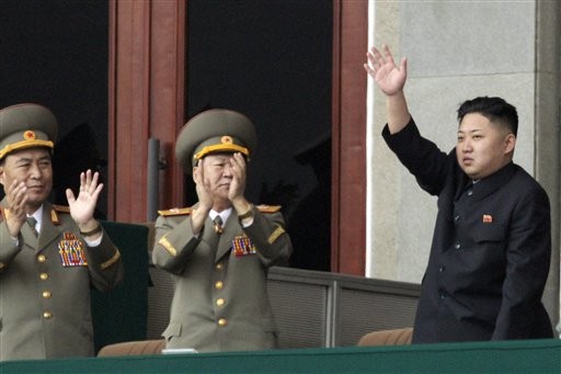 北韓舉行大規模閱兵儀式，金正恩首次公開發表言論。（圖／達志影像／美聯社）