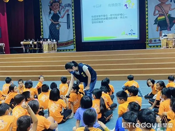 ▲台東縣警察局婦幼警察隊112年下半年度婦幼人身安全校園巡迴宣導開始。(圖/記者楊漢聲翻攝)