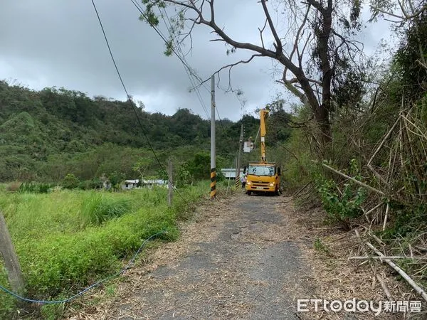 ▲海葵颱風造成台東地區89,237戶停電,8日已全面復電。(圖/記者楊漢聲翻攝)
