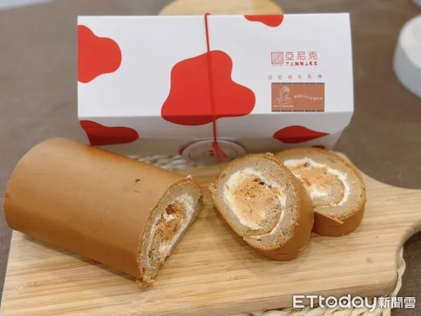 ▲▼「WA!COOKIES X 亞尼克」推泰奶巧克酥生乳捲。(圖/記者蕭筠攝)