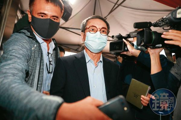 富商翁茂鍾（圖）以司法追殺巴黎銀行經理諸慶恩一家人，遭本刊踢爆後至今仍服刑中。