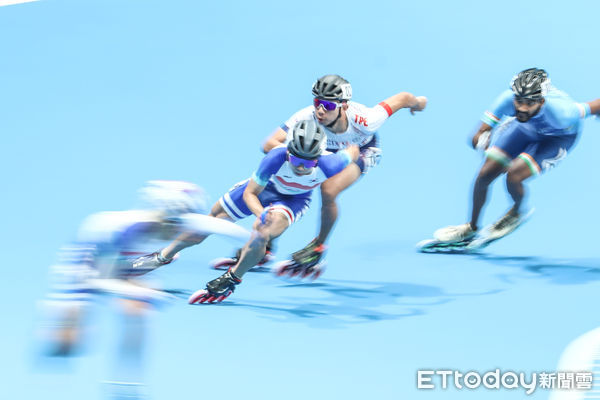 ▲亞運男子競速滑輪3000公尺接力，黃玉霖扮演奪金關鍵角色。（圖／記者林敬旻攝）