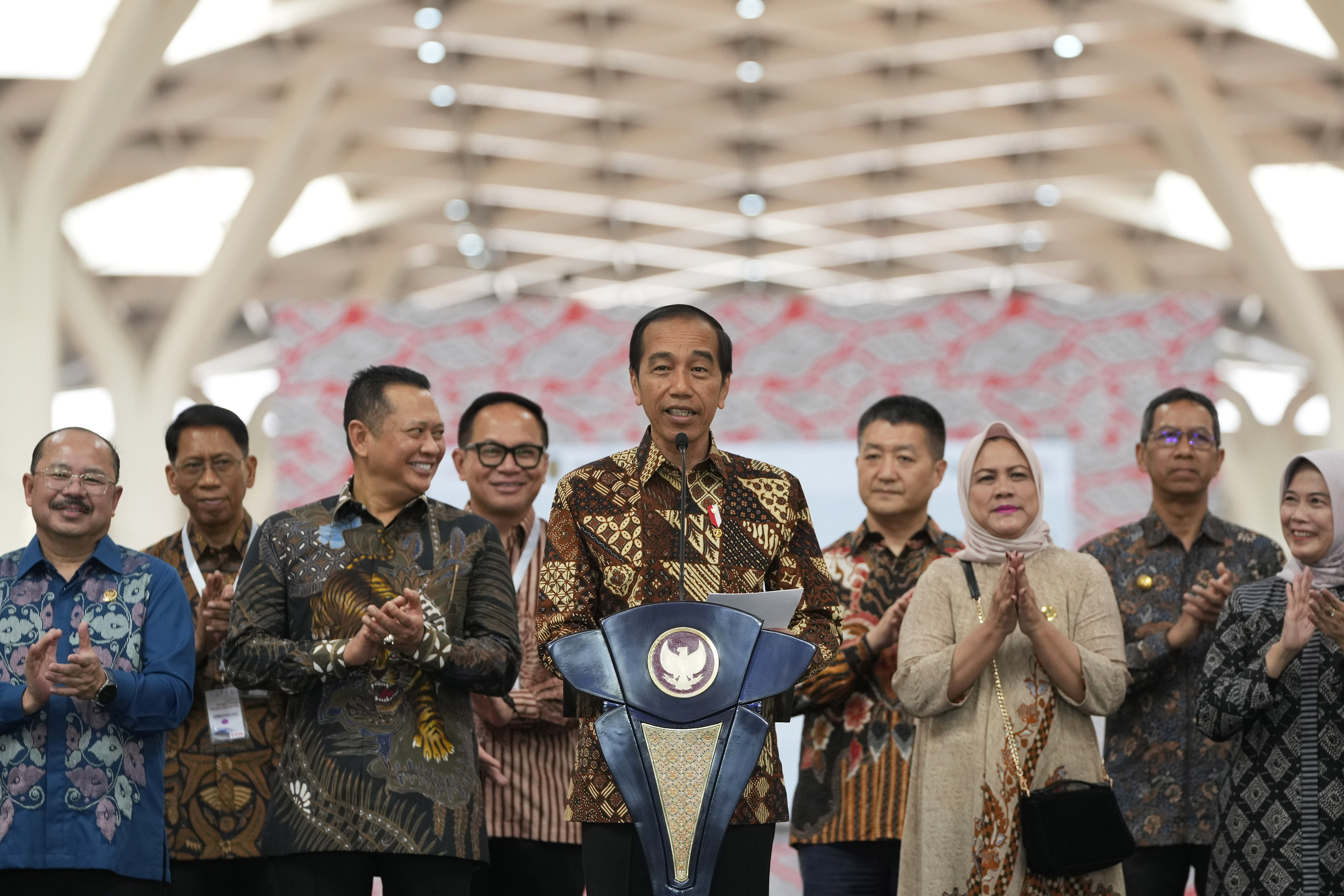 ▲▼ 印尼總統佐科威（Joko Widodo）為雅萬高鐵正式營運揭幕。（圖／達志影像／美聯社）