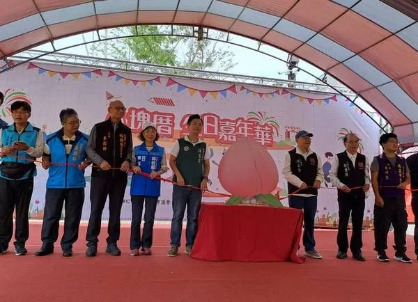 ▲桃園八塊厝民俗藝術村慶「度晬」