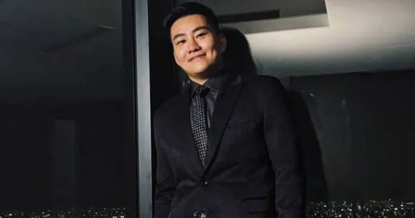 網紅Joeman今日持毒遭逮,警方一進其家門就看到大麻。(圖/翻攝Joeman臉書)