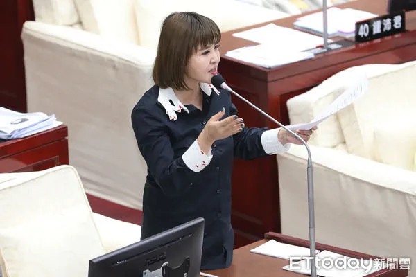 ▲▼ 蔣萬安針對113年度市府施政計畫及113年度台北市總預算案歲歲出暨附屬單位預算案財源及編製經過與詢答-王欣儀。(圖/記者黃克翔攝)