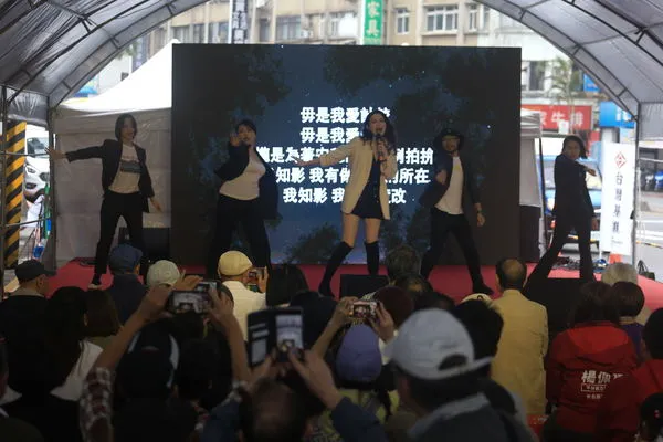 ▲▼吳欣岱競選總部成立。(圖/台灣基進提供)